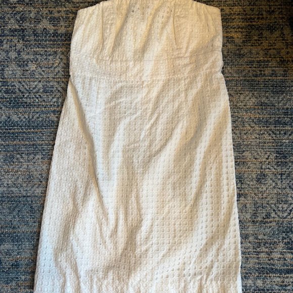 Vineyard Vines Eyelet Strapless Dress with Ribbon - Size 6 NWOT - Picture 2 of 7